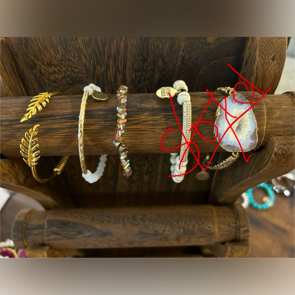 Kinsley Armelle Bracelets